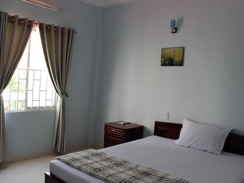 Quang Nhat Hotel Nha Trang Exterior foto